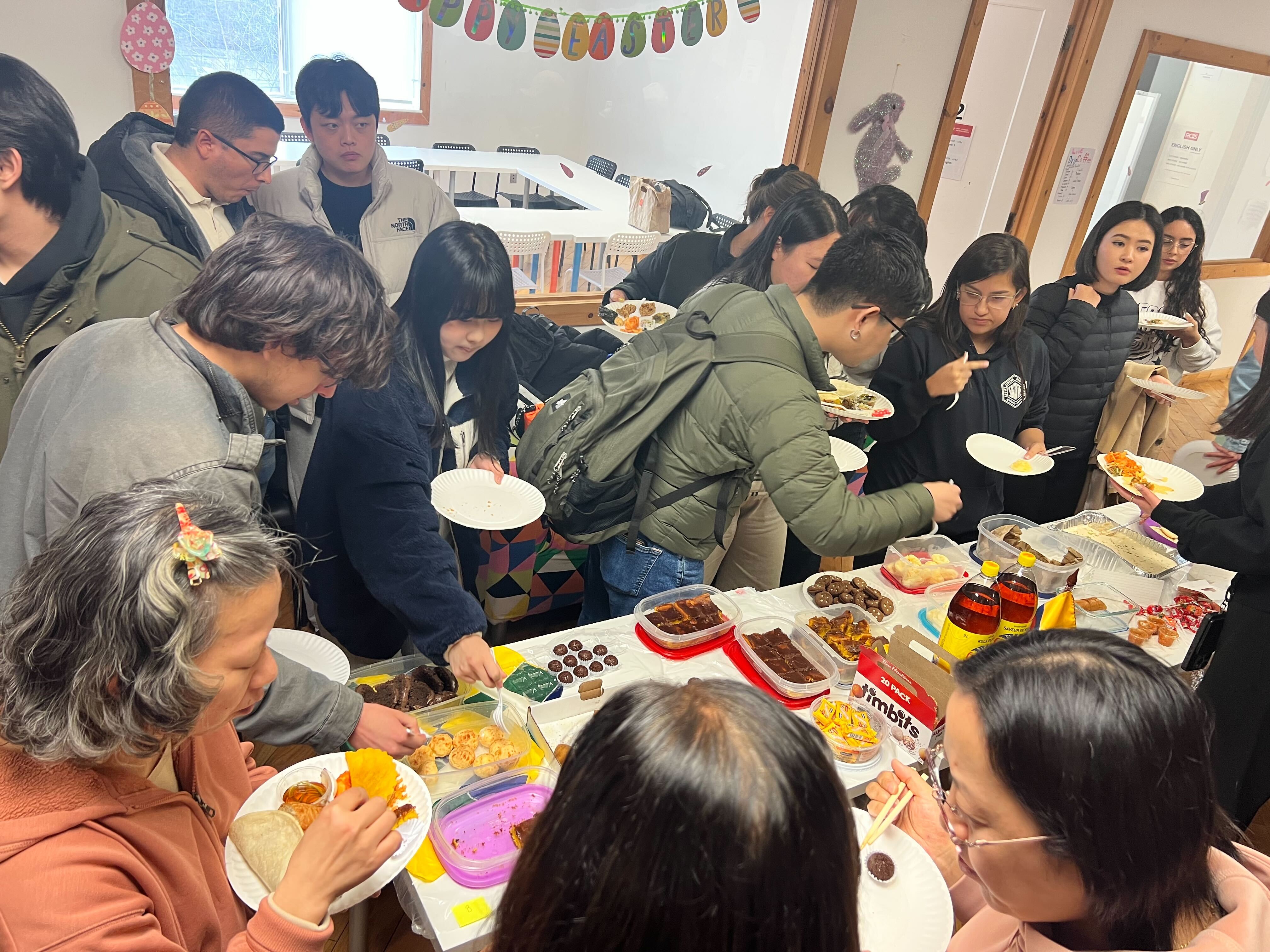Potluck: Taste the World at RCIIS